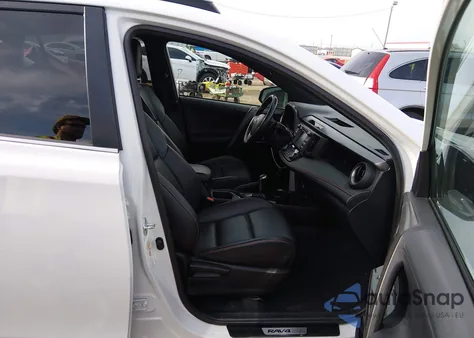 2017 Toyota Rav4 Se z USA, uszkodzony, nr VIN 2T3NFREV6HW340371